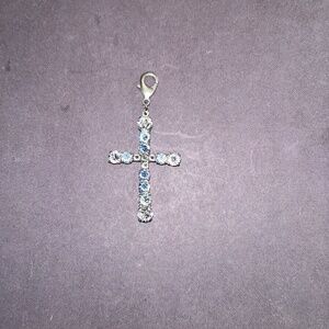 Sabika crystal cross with lobster catch